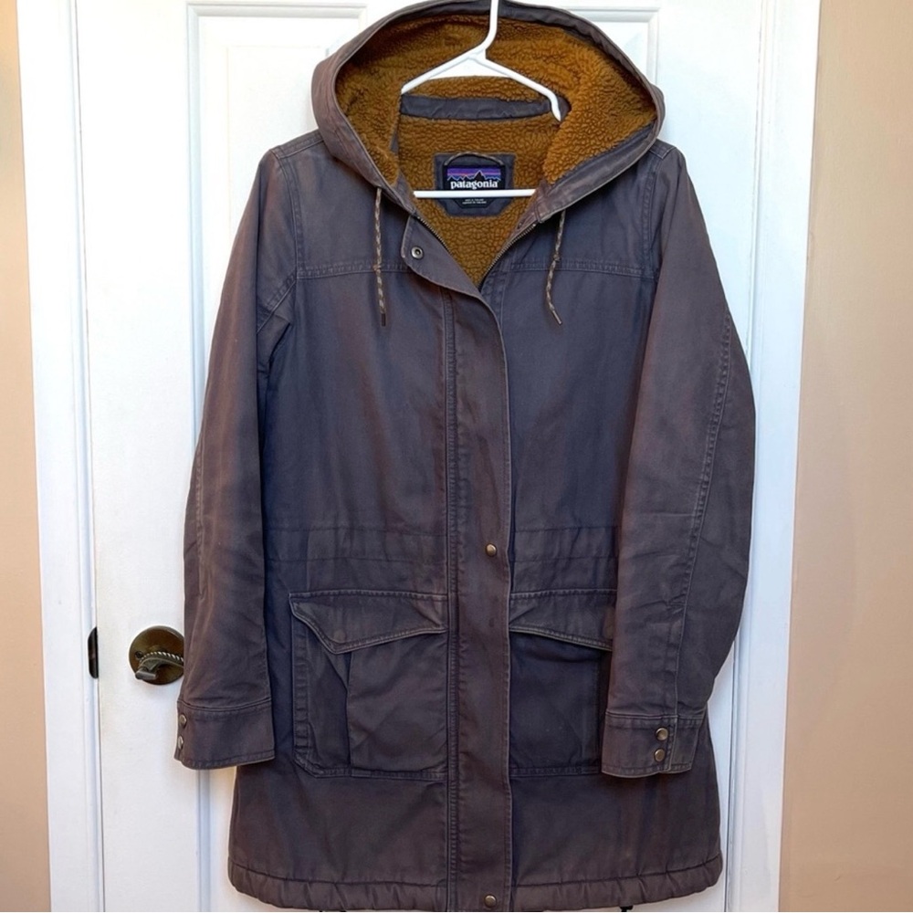 Patagonia Women's Utility Jacket in Gray with Hood
